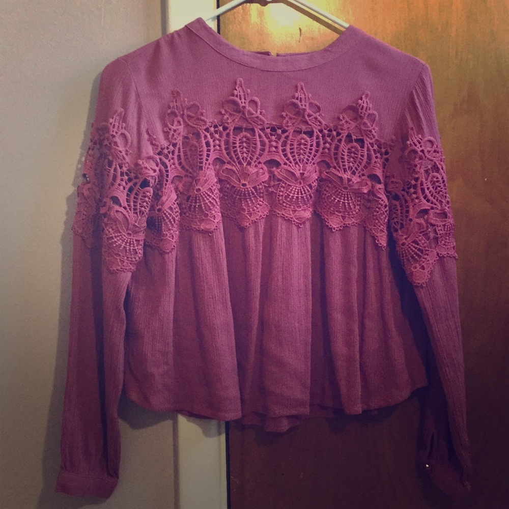 Rue 21 cute lace crop top